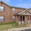 Отель Rockwall Duo - Cottage + Lodge Combo, фото 15