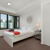 Отель Waterfront Melbourne Apartments, фото 7