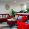 Отель Chic Apartment in London near Royal Air Force Museum, фото 6