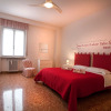 Отель Verona For Rent Al Canale, фото 7