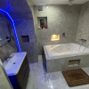 Отель Imperial Suites Bradford, фото 6