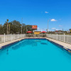 Отель Econo Lodge Live Oak, фото 20
