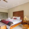 Отель Artini Bisma Ubud Hotel в Убуде