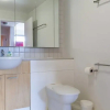 Отель Mika, 2bdr Fitzroy pad With Secure Parking, фото 18