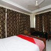 Отель The Classic By OYO Rooms, фото 27