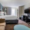 Отель Sleep Inn & Suites near Westchase, фото 37