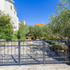 Отель House With one Bedroom in Stari Grad, With Enclosed Garden and Wifi -, фото 1
