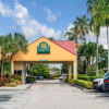 Отель La Quinta by Wyndham Fort Lauderdale Pompano Beach, фото 14