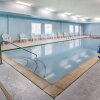 Отель La Quinta Inn & Suites Garland Harbor Point, фото 17