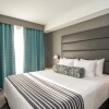 Отель Sandman Signature Ottawa Airport Hotel, фото 23