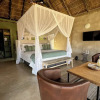 Отель LookOut Safari Lodge, фото 1