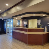 Отель Starkville Inn & Suites, фото 2