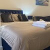 Отель Bv Comfy Studio At Deighton Huddersfield, фото 4