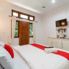 Отель RedDoorz Premium @ The Heritage Bukit Lawang, фото 5