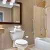 Отель Comfort Inn & Suites Danbury-Bethel, фото 17