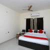 Отель Oyo 15204 Sai Corporate Inn, фото 8