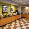 Отель Hampton Inn Norfolk, фото 19