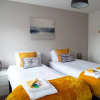 Отель Contractorscleancharming 2-bed House in Coventry, фото 5