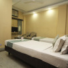 Отель OYO 10247 Hotel Golden Gate, фото 5