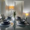 Отель Immaculate 3-bed Apartment in Glasgow Close to M8, фото 8