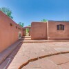 Отель Beautiful Historic Adobe Home ~ 3 Mi to Taos Plaza, фото 7