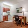 Отель Clarion Suites at the Alliant Energy Center, фото 28