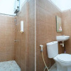 Отель Oyo 1034 Pondok Mulia Guest House, фото 10