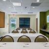 Отель Holiday Inn Express and Suites Savannah - Midtown, an IHG Hotel, фото 12