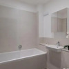 Отель London City Apartments - Luxury and spacious apartment with balcony, фото 10
