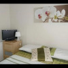 Отель Room in Guest Room - Family Room Sleeps 3 With 1 Double and 1 Single bed Ground Floor Private Shower, фото 3