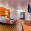 Отель Motel 6, фото 13