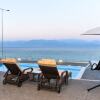 Отель Aurora Luxury Retreat - Beachfront & Private Pool, фото 17