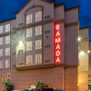 Отель Ramada by Wyndham SeaTac Airport, фото 1