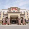 Отель Hampton Inn & Suites Pittsburgh/Harmarville в Питсбурге