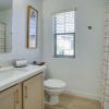 Отель Bright Goodyear Home: Community Pool, Hot Tub, фото 9