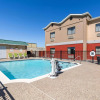 Отель Econo Lodge Inn & Suites East, фото 27