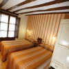 Отель Hostal Rey Pedro I, фото 2