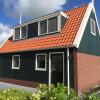 Отель Holiday home built in Zaanse style, 15 km. from Alkmaar, фото 16