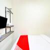 Отель OYO 90048 Teratai Bekasi Guesthouse, фото 9