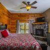 Отель Cozy Bear Chalet, фото 4