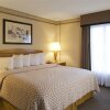 Отель Embassy Suites by Hilton Atlanta Alpharetta, фото 17