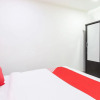 Отель OYO 29729 Hotel Cherry Wood, фото 15
