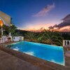 Отель Mountain Villa Infinity Pool Majestic Views, фото 15
