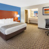 Отель Baymont Inn & Suites St. Ignace Lakefront, фото 7