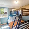 Отель Bearpaw by Avantstay Hot Tub, 10 Min to Lake, фото 12