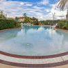 Отель Comfy Disney Themed Oasis 1br Near Parks 1 Bedroom Townhouse by Redawning, фото 14