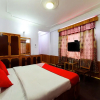 Отель OYO 14741 Home Pleasant Studio at Kanyal Road, фото 1