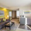 Отель Comfort Suites Miami Airport North, фото 7