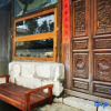 Отель Chayan Fish House·Xizhou Nice||Ancient style elements to enjoy the beautiful courtyard accommodation, фото 2