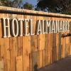 Отель Hôtel Almanarre Plage в Йере